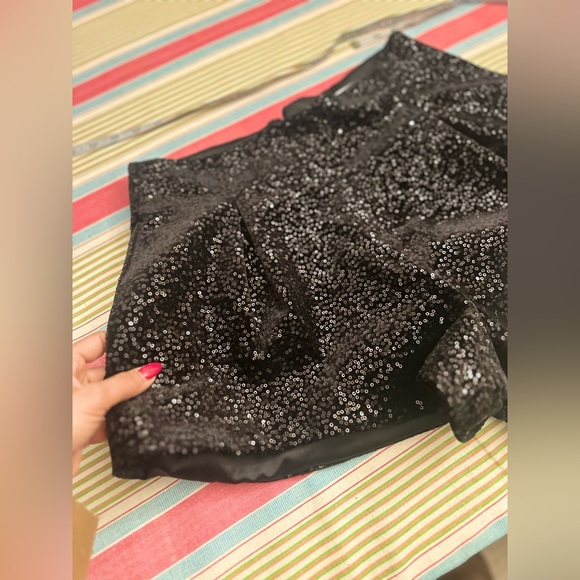 NWOT Zara sequin shorts pants - Picture 13 of 16